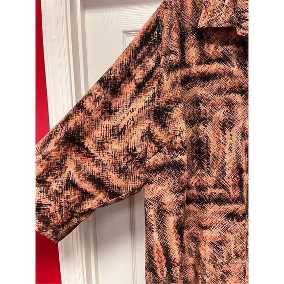 Essentials Black & Rose Print Button Down Tunic Shirt sz 4X EUC - Picture 2 of 7